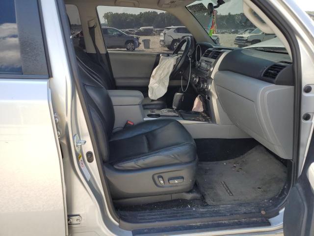 Photo 5 from auction – 2011 TOYOTA 4RUNNER SR with VIN JTEZU5JR3B5020203
