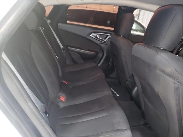 Photo 6 from auction – 2015 CHRYSLER 200 LIMITE with VIN 1C3CCCAB3FN748571