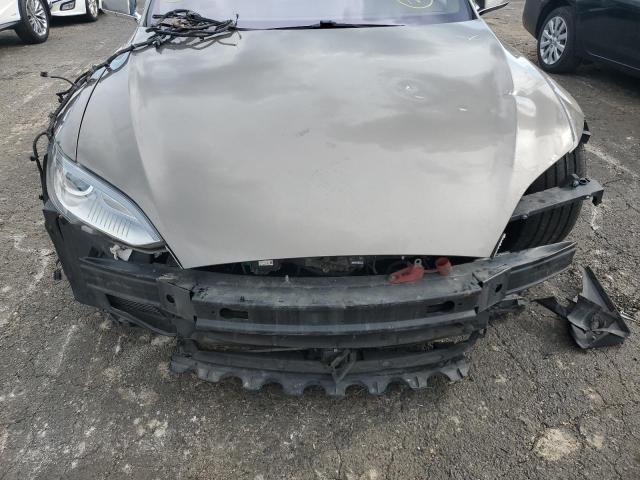 Photo 9 from auction – 2015 TESLA MODEL S 90 with VIN 5YJSA1V27FF098055