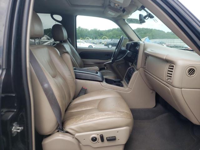 Photo 5 from auction – 2004 CHEVROLET AVALANCHE with VIN 3GNEK12T64G261283