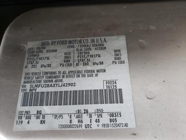 Photo 10 from auction – 2000 LINCOLN NAVIGATOR with VIN 5LMFU28AXYLJ42902