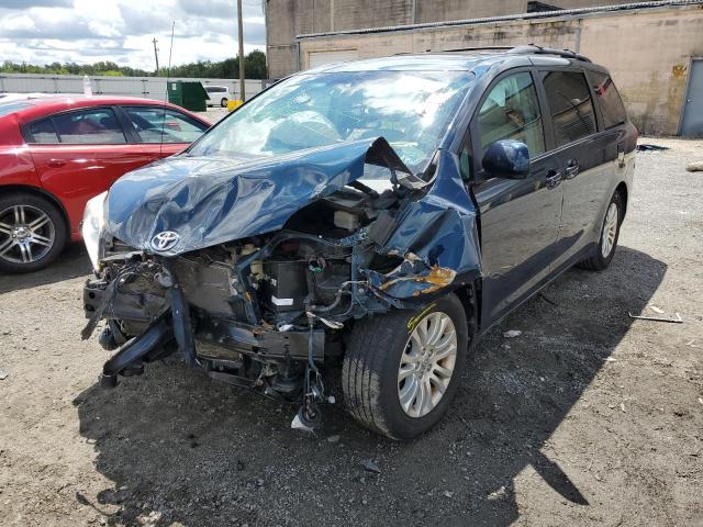 Photo 2 from auction – 2012 TOYOTA SIENNA XLE with VIN 5TDYK3DC9CS253791