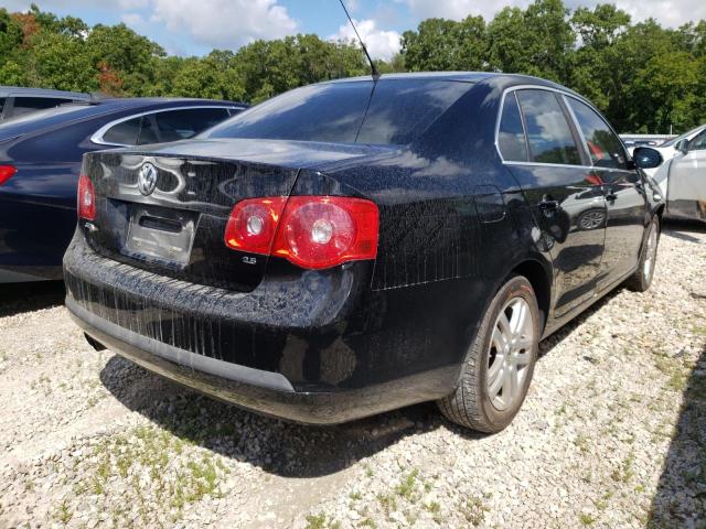 Photo 4 from auction – 2007 VOLKSWAGEN JETTA WOLF with VIN 3VWEF71K07M157724