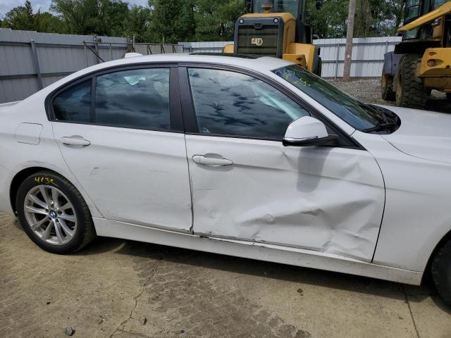Photo 9 from auction – 2017 BMW 320 XI with VIN WBA8E5G31HNU44663