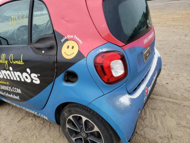 Photo 9 from auction – 2016 SMART FORTWO with VIN WMEFJ5DA0GK060464
