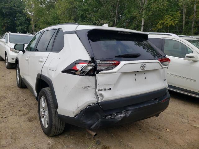 Photo 3 from auction – 2021 TOYOTA RAV4 XLE with VIN 2T3W1RFV1MC101579