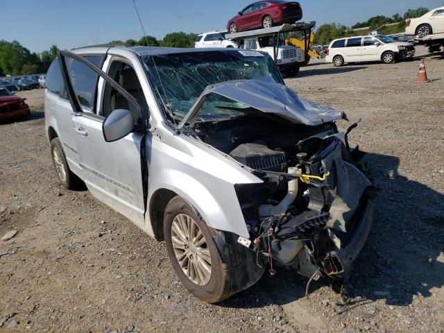 CHRYSLER TOWN & COU 2011 with VIN 2A4RR5DG0BR701772 - Photo from auction
