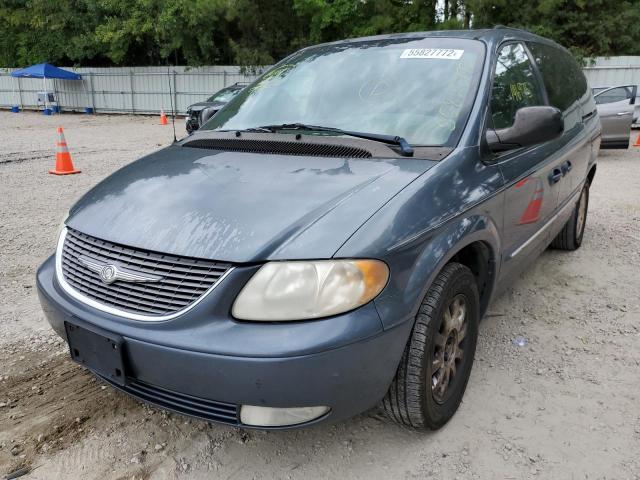 Photo 2 from auction – 2002 CHRYSLER TOWN & COU with VIN 2C8GP54L32R646071