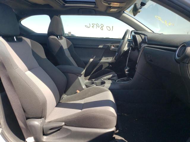 Photo 5 from auction – 2016 TOYOTA SCION TC with VIN JTKJF5C79GJ018728