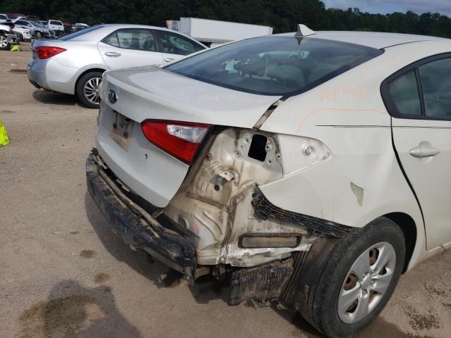 Photo 9 from auction – 2015 KIA FORTE LX with VIN KNAFK4A62F5374746