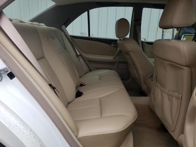 Photo 6 from auction – 1998 MERCEDES-BENZ E 320 with VIN WDBJF65F1WA511091