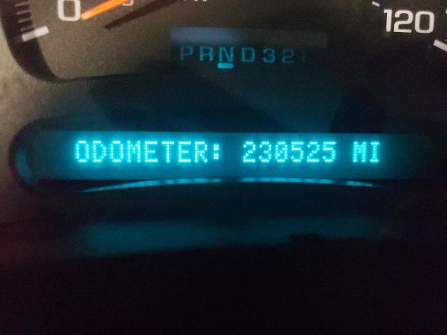 Photo 8 from auction – 2003 CHEVROLET SILVERADO with VIN 2GCEK19T031117539