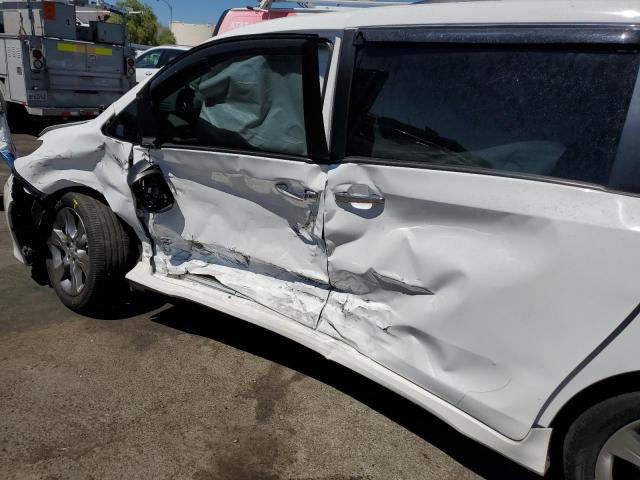 Photo 10 from auction – 2014 TOYOTA SIENNA SPO with VIN 5TDXK3DC5ES443473