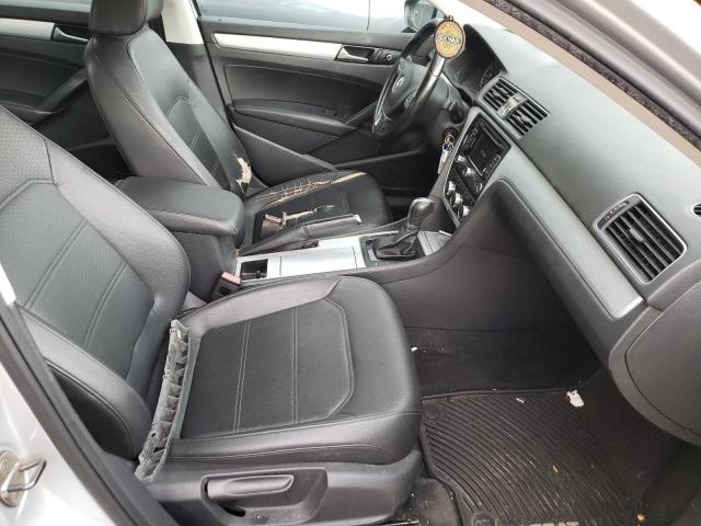Photo 5 from auction – 2012 VOLKSWAGEN PASSAT SE with VIN 1VWBP7A3XCC101116