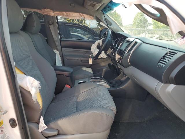 Photo 5 from auction – 2015 TOYOTA TACOMA DOU with VIN 3TMLU4EN3FM169397