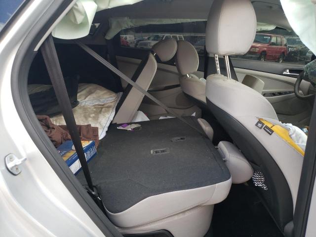 Photo 6 from auction – 2019 HYUNDAI TUCSON SE with VIN KM8J2CA47KU965009