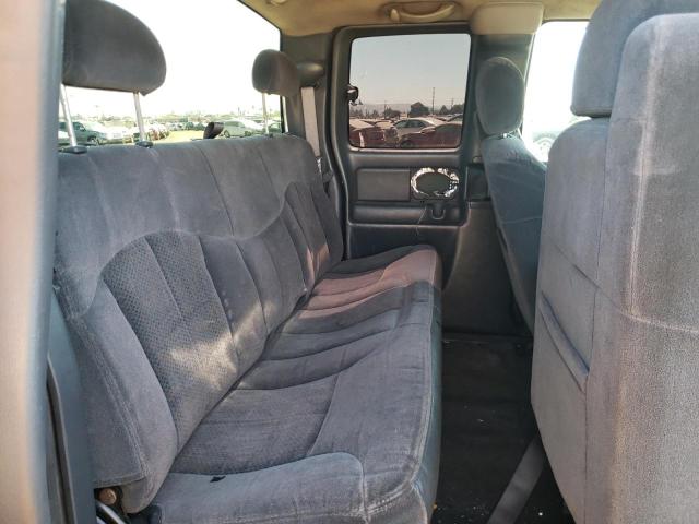 Photo 6 from auction – 2002 CHEVROLET SILVERADO with VIN 2GCEC19V521218203