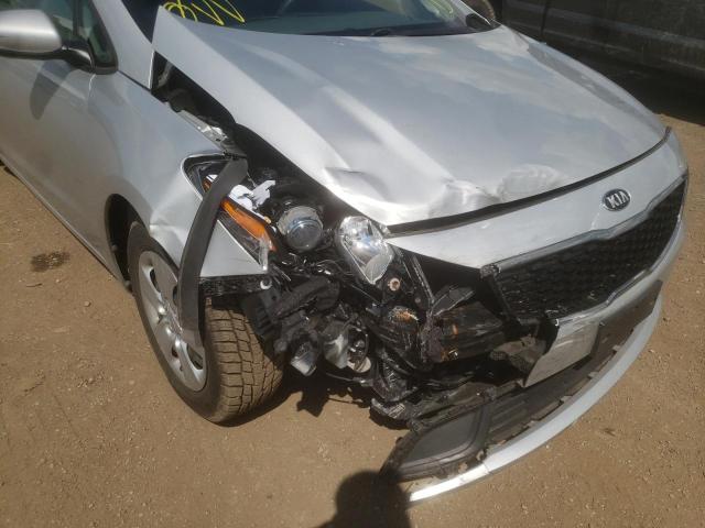 Photo 9 from auction – 2018 KIA FORTE LX with VIN 3KPFL4A73JE212436