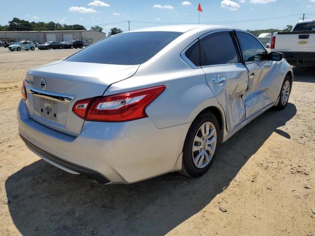 Photo 4 from auction – 2017 NISSAN ALTIMA 2.5 with VIN 1N4AL3AP4HC167356