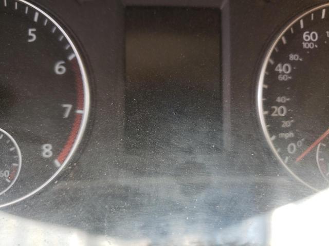 Photo 8 from auction – 2015 VOLKSWAGEN PASSAT S with VIN 1VWAT7A32FC045233