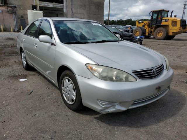 TOYOTA CAMRY LE 2005 with VIN 4T1BE30K65U006801 - Photo from auction