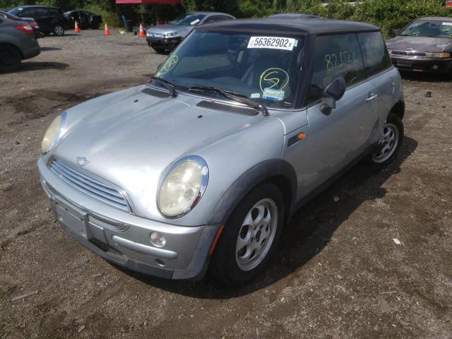 Photo 2 from auction – 2003 MINI COOPER with VIN WMWRC334X3TE15330