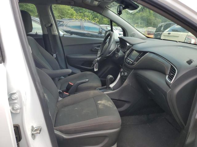 Photo 5 from auction – 2017 CHEVROLET TRAX LS with VIN KL7CJKSB8HB076552