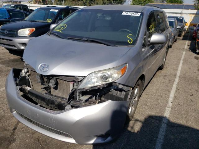 Photo 2 from auction – 2016 TOYOTA SIENNA LE with VIN 5TDKK3DC9GS727976