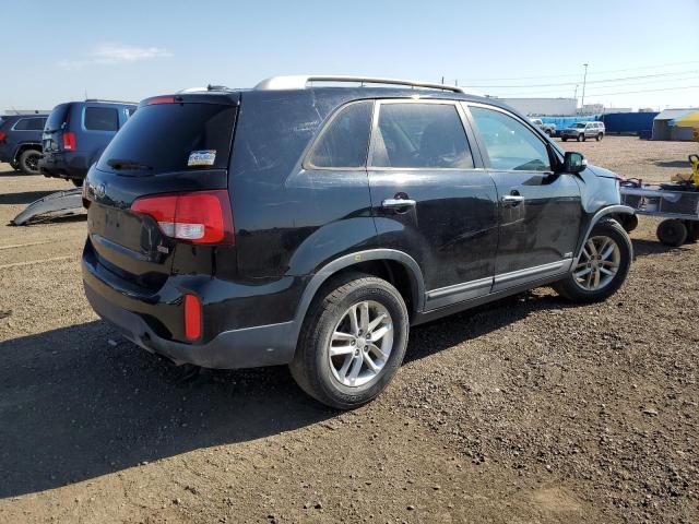Photo 4 from auction – 2015 KIA SORENTO LX with VIN 5XYKTDA75FG591304