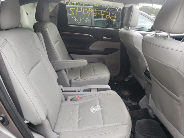 Photo 6 from auction – 2016 TOYOTA HIGHLANDER with VIN 5TDDKRFH3GS356222