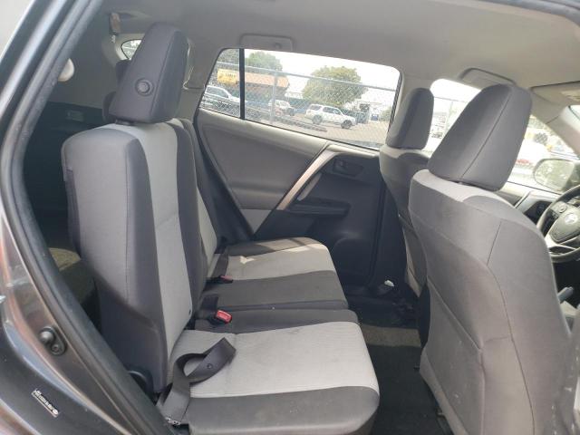 Photo 6 from auction – 2013 TOYOTA RAV4 LE with VIN JTMBFREV0DD019954