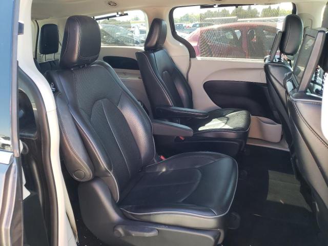 Photo 6 from auction – 2018 CHRYSLER PACIFICA H with VIN 2C4RC1N75JR237729