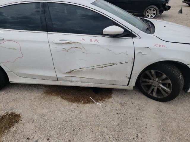 Photo 9 from auction – 2015 CHRYSLER 200 LIMITE with VIN 1C3CCCAB7FN704749