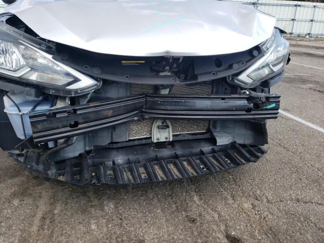 Photo 9 from auction – 2016 NISSAN SENTRA S with VIN 3N1AB7AP1GL661491