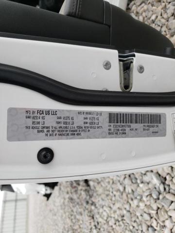 Photo 10 from auction – 2019 CHRYSLER 300 LIMITE with VIN 2C3CCAEG3KH577656