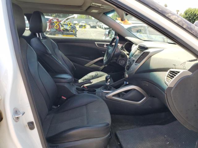 Photo 5 from auction – 2013 HYUNDAI VELOSTER with VIN KMHTC6AD5DU132626
