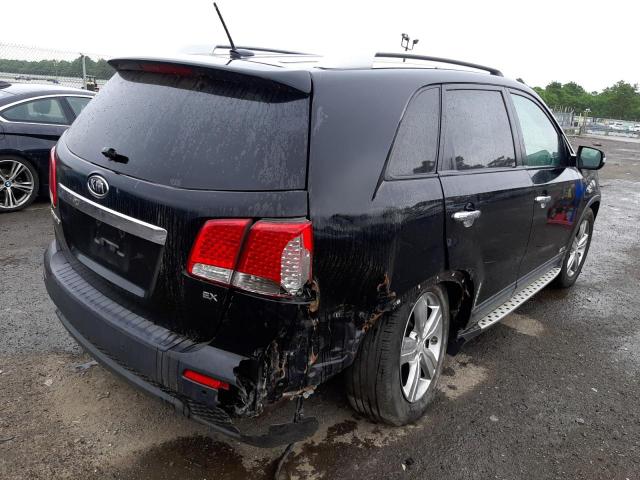Photo 4 from auction – 2012 KIA SORENTO with VIN 5XYKUCA69CG272353