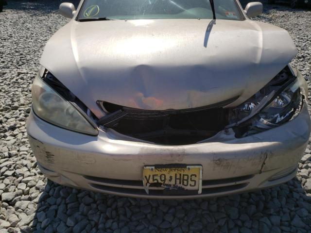 Photo 9 from auction – 2003 TOYOTA CAMRY LE with VIN 4T1BE32K53U180448