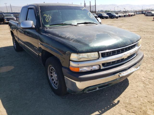 CHEVROLET SILVERADO 2002 with VIN 2GCEC19V521218203 - Photo from auction
