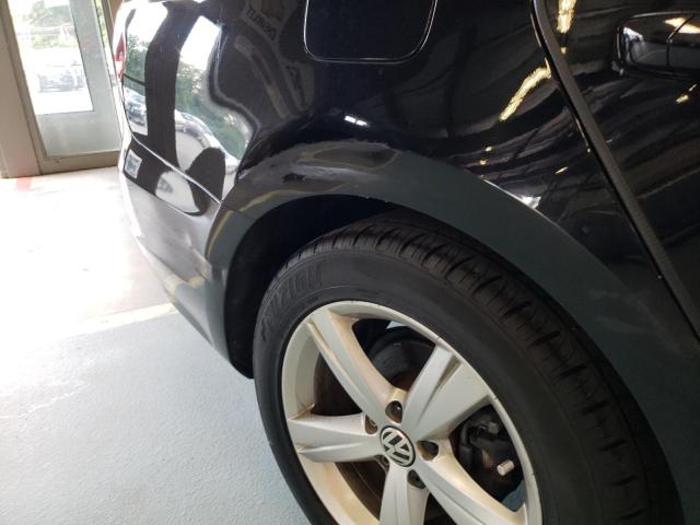 Photo 9 from auction – 2014 VOLKSWAGEN PASSAT S with VIN 1VWAT7A30EC036755