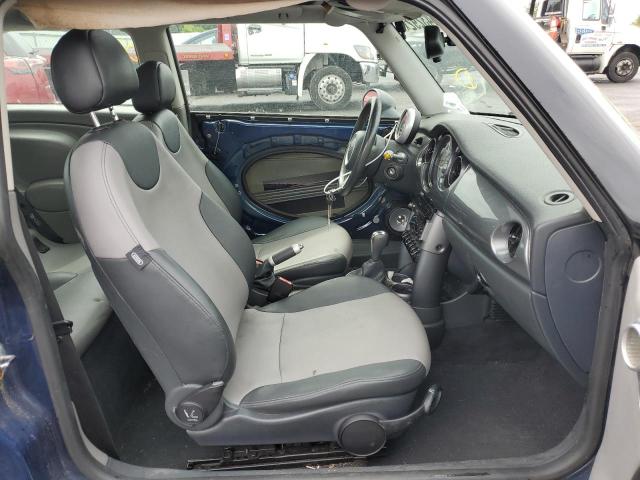 Photo 5 from auction – 2006 MINI COOPER with VIN WMWRC33526TK15228