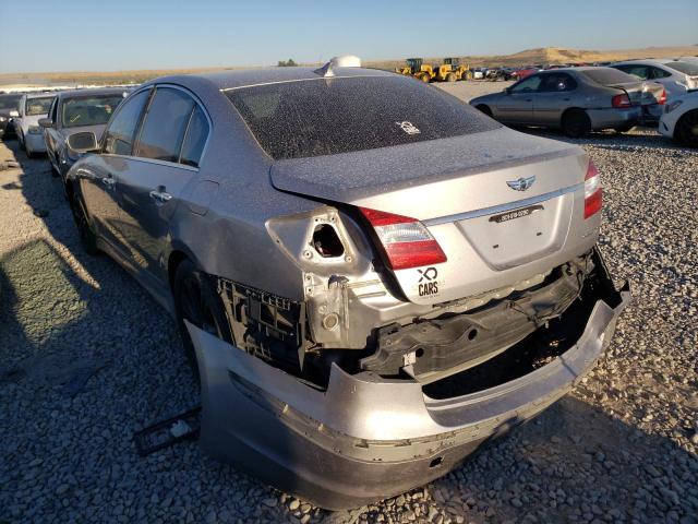 Photo 3 from auction – 2013 HYUNDAI GENESIS with VIN KMHGC4DD4DU228684