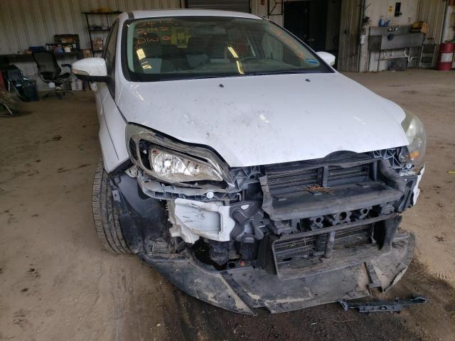 Photo 9 from auction – 2014 FORD FOCUS SE with VIN 1FADP3F23EL426395