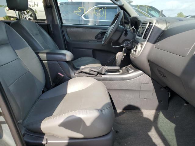 Photo 5 from auction – 2005 FORD ESCAPE HEV with VIN 1FMCU96H45KE01030