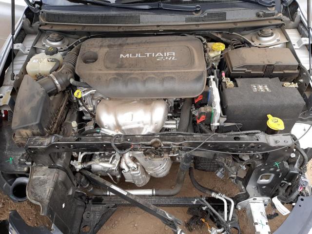 Photo 7 from auction – 2015 CHRYSLER 200 C with VIN 1C3CCCCB7FN553280