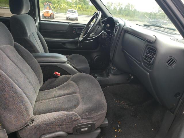 Photo 5 from auction – 2000 CHEVROLET BLAZER with VIN 1GNDT13W0Y2338987