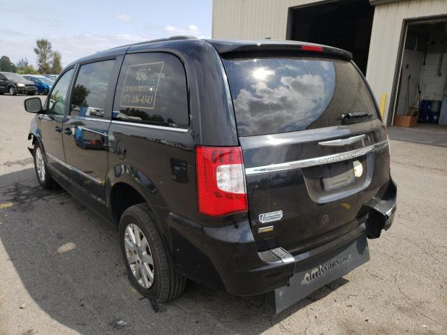 Photo 3 from auction – 2016 CHRYSLER TOWN & COU with VIN 2C4RC1BG1GR173931