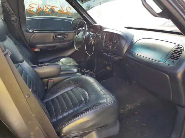 Photo 5 from auction – 2000 FORD F150 with VIN 2FTRX07L8YCB10513