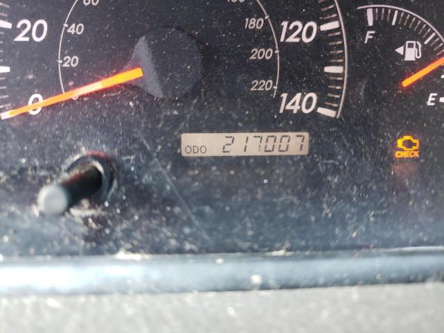 Photo 8 from auction – 2005 TOYOTA CAMRY LE with VIN 4T1BF32K15U099012
