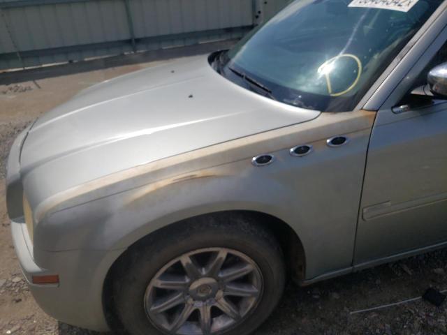 Photo 10 from auction – 2005 CHRYSLER 300 TOURIN with VIN 2C3JA53G35H508333
